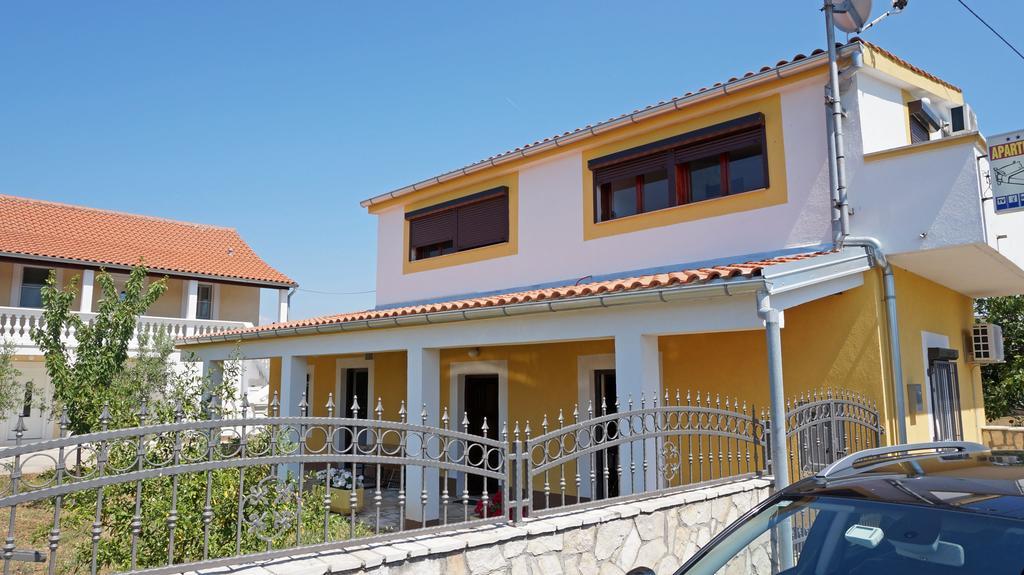 Apartments Roberta Kožino Buitenkant foto
