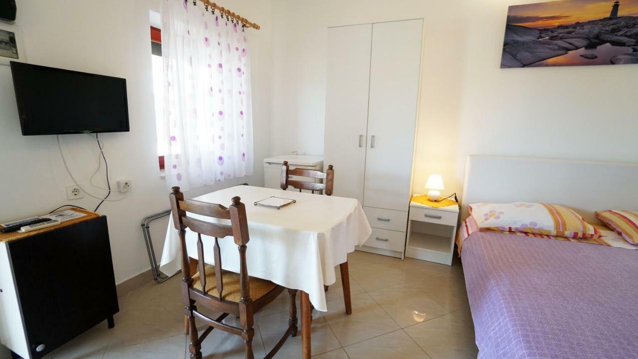 Apartments Roberta Kožino Buitenkant foto