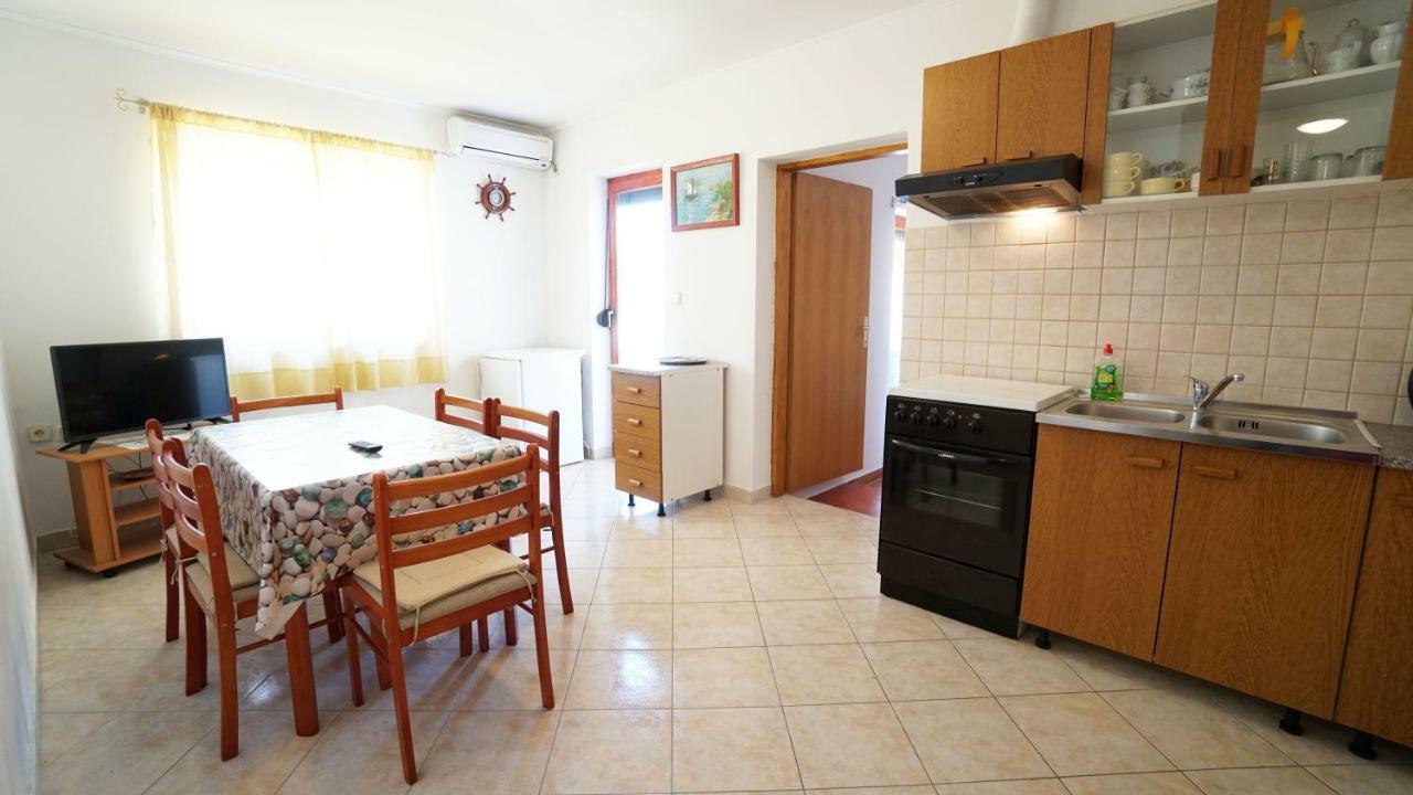 Apartments Roberta Kožino Buitenkant foto
