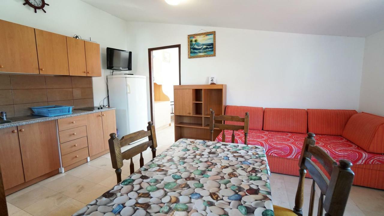 Apartments Roberta Kožino Buitenkant foto